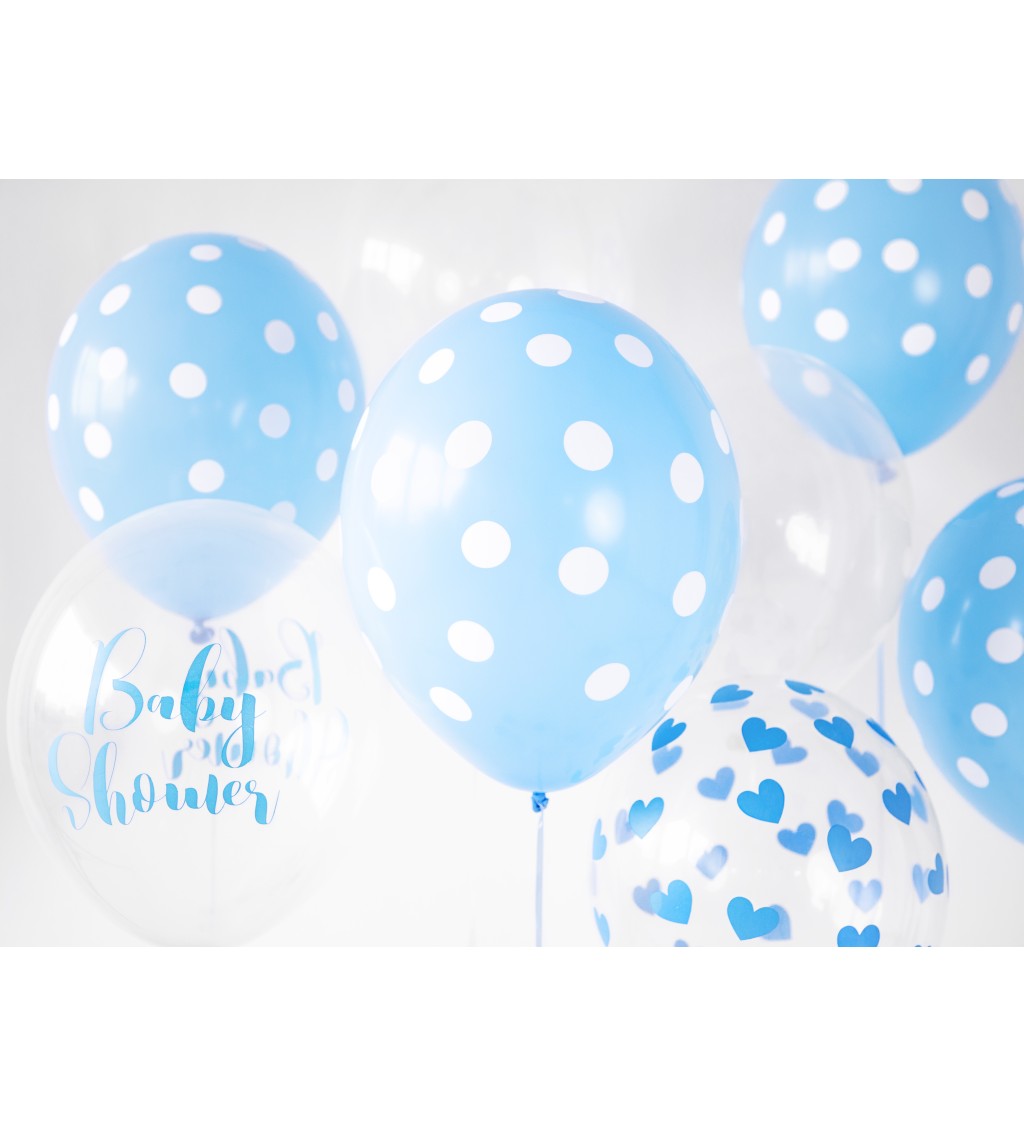 Modré balóny s bielymi bodkami