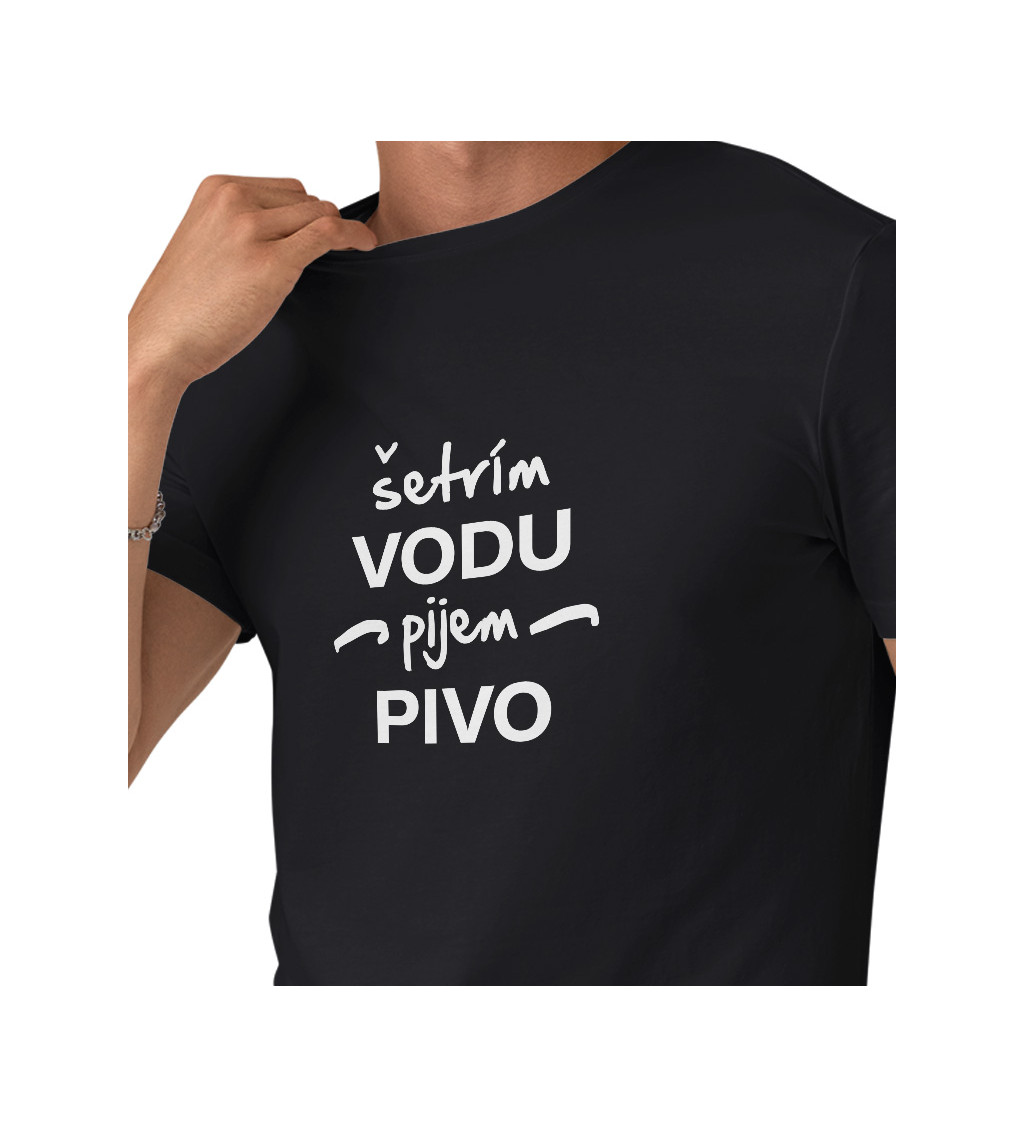 Pánske tričko čierne - Šetrím vodu, pijem pivo