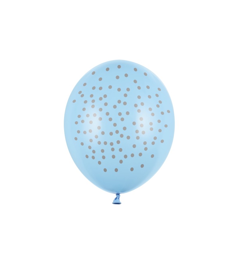 Pastelovo modré balóny so striebornými bodkami